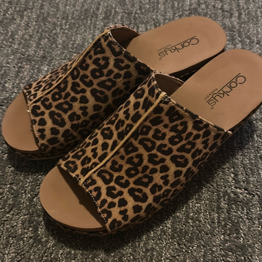 Corkys wedges